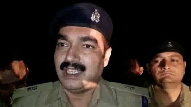 लूट व ई रिक्शा चालक को गोली मारकर घायल करने के आरोपी मुठभेड़ में घायल होने के बाद दो दबोचे