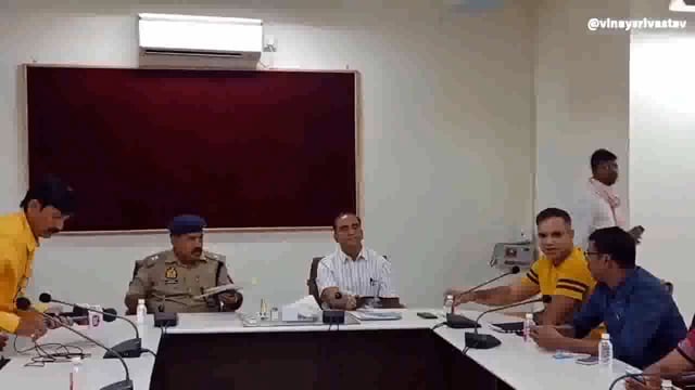 आदर्श आचार संहिता व  धारा 144 का प्रत्याशीयों को करना होगा पालन