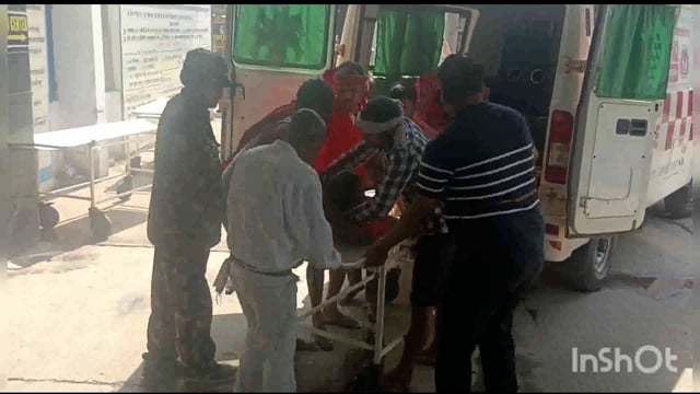 लखीसराय जिले के बड़हिया एफसीआई में कार्य करने के दौरान बोरा का लाट गिरने से एक मजदूर जख्मी पीएमसीएच रेफर