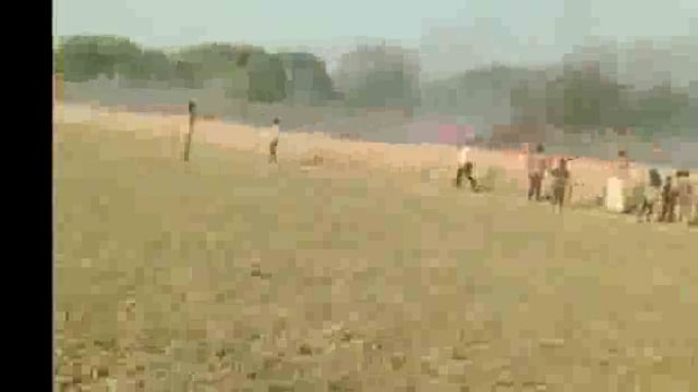 सिंधनकला गांव में बिजली की चिंगारी से 5 बीघा खेत की गेंहू की फसल जलकर राख