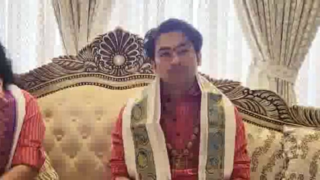 ठाकुर देवकीनंदन के पास पहुंचे बागेश्वर धाम सरकार धीरेंद्र शास्त्री ने मथुरा वृंदावन में क्या कहा