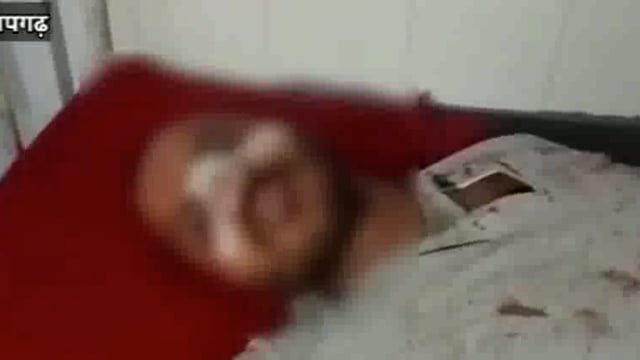 लिखो रपट दारोगा जी,धांधली की शिकायत डीएम से करने पर प्रधान पुत्र ने युवक के घर चढ़कर किया लहूलुहान दारोगा जी
PS मानिकपुर