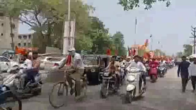 महात्मा बसवेश्वर महाराज जयंती निमित्त शहरात पर्यावरण पूरक मोटारसायकल रॅली