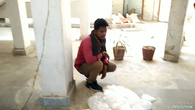 पुलिस ने सिरदला नीचे बाजार से एक 31 लीटर महुआ शराब के साथ एक बाइक किया जप्त एक युवक को किया गिरफ्तार