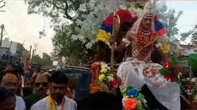 माट में  भगवान श्री परशुराम जी की शोभायात्रा निकाली गई