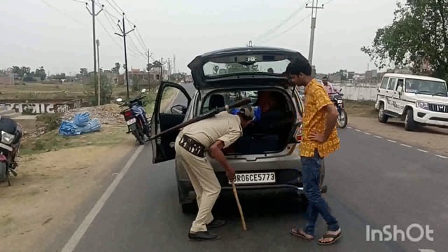 लखीसराय शहर के कवैया थाना क्षेत्र अंतर्गत बाईपास सड़क मार्ग पर आर्म्स एवं शराब को लेकर की गई  वाहन जांच