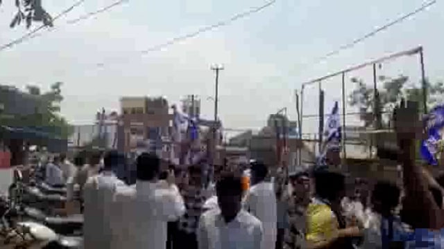 टिकट कटने पर सपा नेता सलीम राईनी अपने समर्थकों के साथ आजाद समाज पार्टी में हुए शामिल