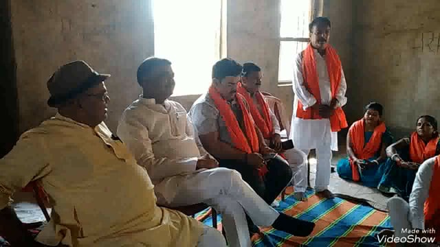 मोदी मन की बात कार्यक्रम का 100 वां एपिसोड पूरा होने के पहले भाजपा कार्यकर्ताओं ने किया बैठक आयोजित