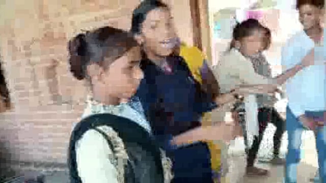 इटवा के 3 छात्र-छात्राओं ने जिले के टॉप-10 सूची 95 और 94% अंक लाकर विद्यालय के साथ परिवार का नाम किया रोशन