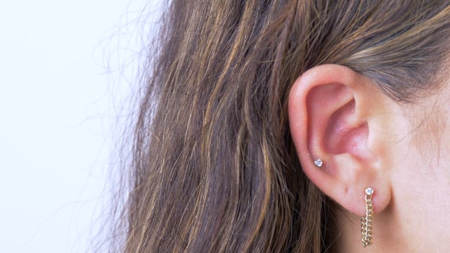 Chelsea Chain Studs - Video