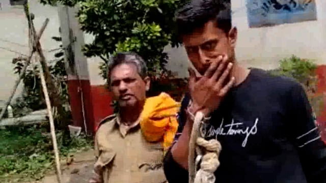 सूरजगढ़ा-मानिकपुर थाना पुलिस के द्वारा एक शराब कारोबारी को गिरफ्तार कर भेजा गया जेल