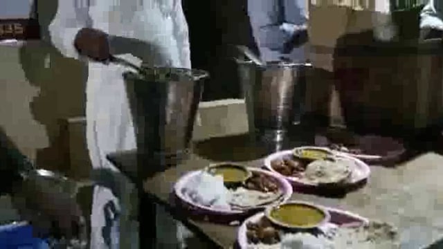 *निःस्वार्थ सेवा भाव से निःशुल्क भोजन वितरण परोपकार का कार्य है:-डॉ.एसके गोयल*