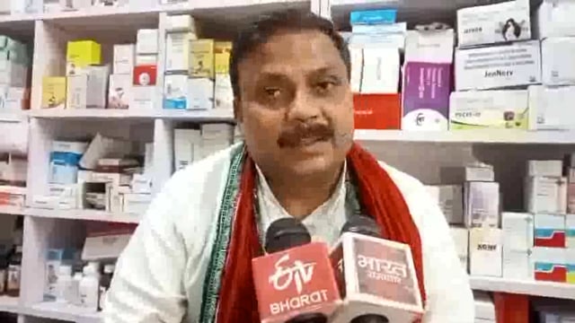 चितबड़ा गांव नगर पंचायत में सपा उमीदवार प्रदीप गुप्ता ने कहा कि इस बार होगा चहुमुखी विकास