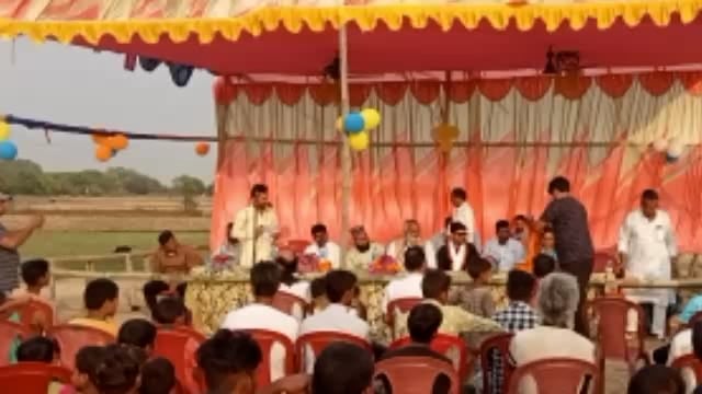 गरीबपुर गांव स्थित गालीम साह पीर मजार परिसर में जिला परिषद अध्यक्ष के द्वारा जल मीनार का किया गया उद्घाटन ।