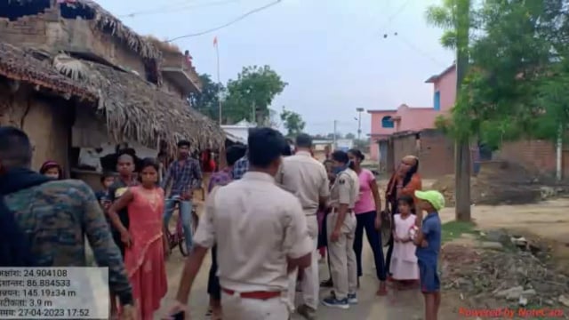 उत्पाद टीम ने छापेमारी अभियान में 30 लोगों को अवैध शराब सेवन व कारोबारी पर की कार्रवाई 