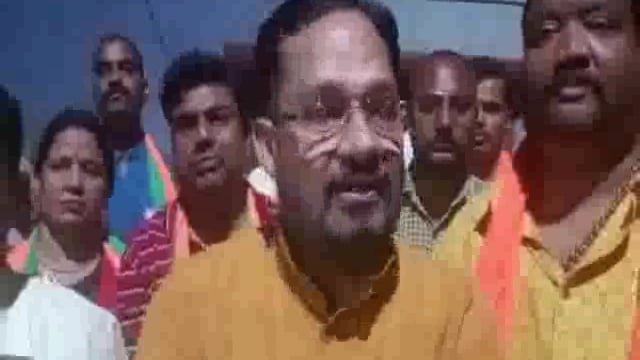 बलरामपुर:पूर्व सांसद दद्दन मिश्रा ने निवर्तमान नगर पालिका अध्यक्ष पर लगाए गंभीर आरोप सुनिए क्या कुछ कहते हैं पूर्व सांसद