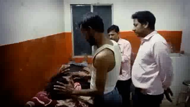 केंदुआर गांव के समीप ट्रक के ठोकर से बाइक चालक हुआ गंभीर रूप से जख्मी ।