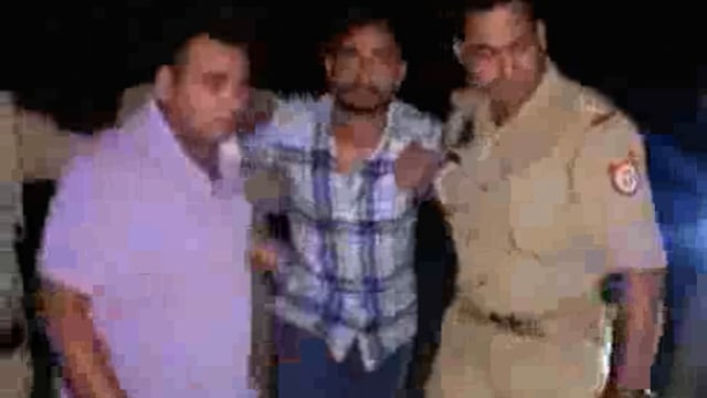 मथुरा में दो स्थानों पर हुई पुलिस व बदमाशों की मुठभेड़ तीन बदमाश घायल होने के बाद गिरफ्तार किये