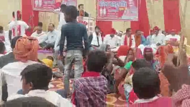 बाँसडीह में युवा समाज सेवी रंजन तिवारी ने निर्दल प्रत्यशी के समर्थन में भरी हुंकार,कहा इस बार होगा परिवर्तन