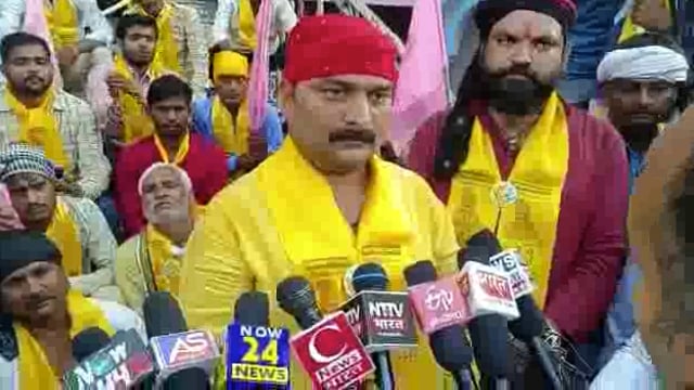 *व्यापारियों के मान- सम्मान में हमेशा कवच बनकर खड़ा रहूंगा- अवनीश सिंह*