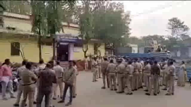 भांडणाच्या वादातून डोक्यात काठीने मारून केले जखमी,शहर पोलीस ठाण्यात गुन्हा दाखल