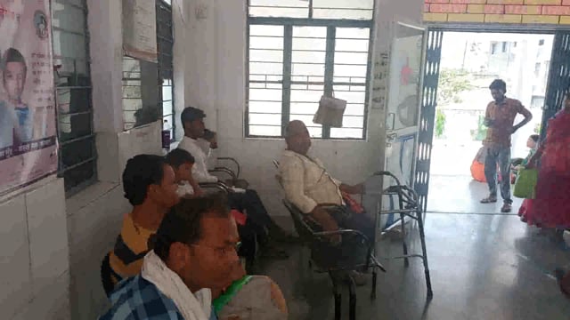 स्थानीय सामुदायिक स्वास्थ्य केंद्र सूरजगढ़ में लगाए गए विकलांगता शिविर जिसमें कुल 25 विकलांगों का जांच हुआ