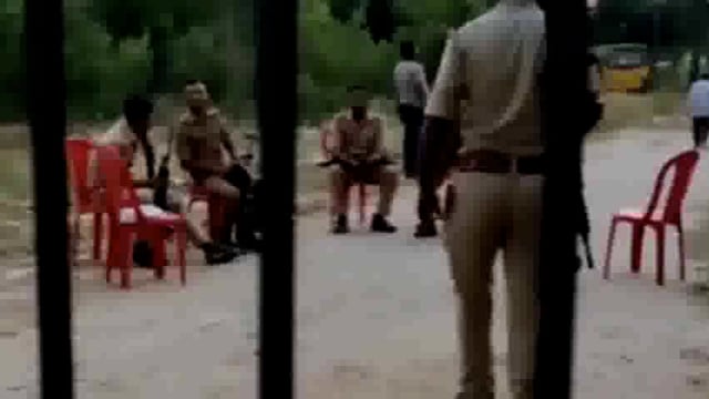 नगर पंचायत इटवा बिस्कोहर के मतगणना स्थल राम मनोहर लोहिया डिग्री कॉलेज पर लगा वाईफाई सिस्टम हुआ बंद मौके पर पुलिस मौजूद