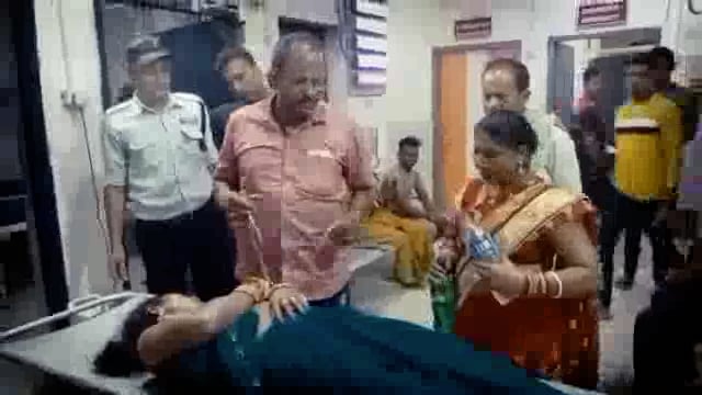 चांदपुर गांव में छेड़खानी का विरोध करने पर दो पक्षों में हुआ मारपीट एक महिला सहित चार लोग हुए जख्मी ।