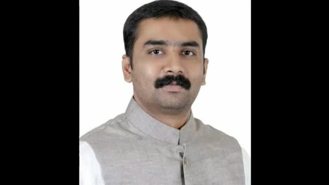 इसराइल दौऱ्याच्या नावाखाली शेतकऱ्यांची फसवणूक महेश कडूस पाटील यांच्या विरोधात गुन्हा दाखल