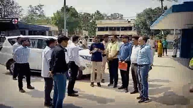 डीएम अंशुल कुमार ने अमरपुर रेफरल अस्पताल का किया निरीक्षण दिए आवश्यक दिशा निर्देश ।