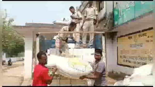 उत्पाद विभाग ने विदेशी शराब के साथ दो तस्कर गिरफ्तार जाने कहां से ला रहे थे शराब