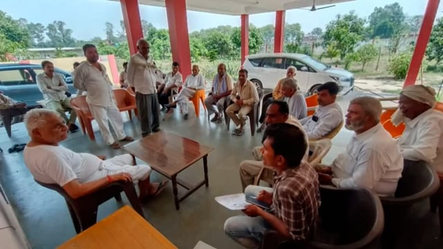 इटवा विधायक माता प्रसाद प्रसाद पांडे ने इटवा अपने आवास पर क्षेत्रवासियों की सुनी समस्या