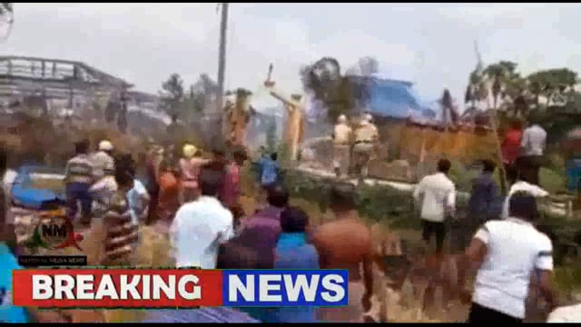 এগরা খাদিকুলে বিস্ফোরনে ক্ষতিগ্রস্ত পরিবারের পাশে দাঁড়ালেন তৃণমূল কংগ্রেসের প্রতিনিধি দল