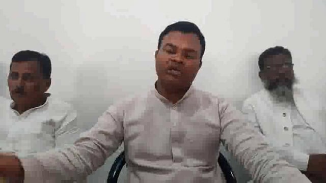 मैं भले चुनाव हार गया लेकिन मैं नगर पंचायत इटवा की जनता के लिए हमेशा खड़ा था और खड़ा रहूंगा नादिर सलाम