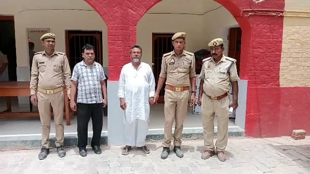 Azamgarh news गैंगेस्टर एक्ट मे 25 25 हजार के दो इनामी बदमाश गिरफ्तार