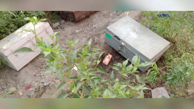 *खानीपुर गांव में चोरों ने उड़ाया कई लाख जेवरात व नगदी*