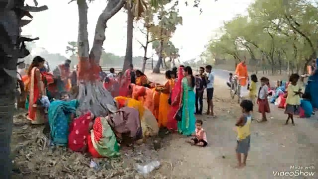 सुहाग की सलामती के लिए महिलाओं ने की वट सावित्री की पूजा ,सुनी सावित्री सत्यवान की कथा