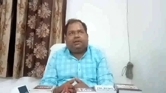 चितबड़ा गांव नगर पंचायत के चेयरमैन अमरजीत सिंह ने कहा हमारी जीत कुछ लोगो को नही हो रही बर्दाश्त