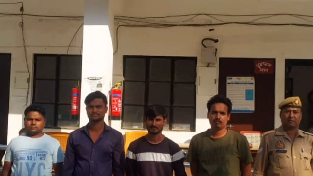 महुलानी में 18-2-2023 को व्यक्ति के साथ हुई मारपीट के मामले में CJM सिद्धार्थनगर के आदेश पर 4 अभियुक्तों को भेजा गया जेल