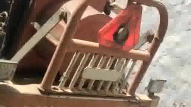 बरसाना पुलिस ने अवैध मिट्टी खनन माफियाओं पर लगाया अंकुश ट्रैक्टर ट्राली व खनन मशीन को किया सीज