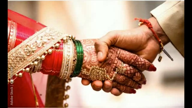 पैलानी थाना क्षेत्र के एक गांव में शादी का मंडप छोड़कर कथित प्रेमी के साथ भागी नाबालिक दुल्हन,नाटकीय घटनाक्रम में पड़े फ