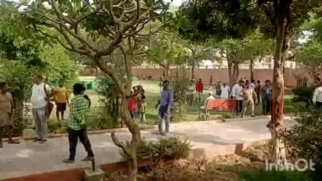 नेपाल निवासी व्यक्ति का पेड़ पर लटका मिला शव हत्या या आत्महत्या दोनों एंग्लो से जांच कर रही है पुलिस