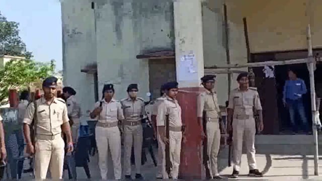 सुगौली में हुए पंचायत उप चुनाव के वोटों की गिनती हुई शुरू।की गई है सुरक्षा की कड़ी व्यवस्था।