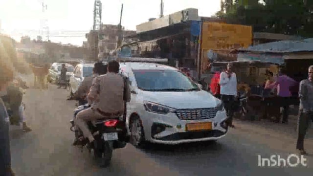 मेडिकल स्टोर से दवा लेने आए दो युवक ने गल्ले में रखी नगदी निकाली एक युवक को पकड़कर पुलिस के हवाले किया