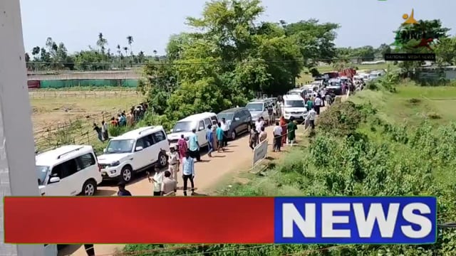 খাদি কুলে বাজি কারখানায় নিহত ও আহত পরিবারের হাতে  আড়াই লক্ষ টাকার চেক এবং হোম গার্ডের নিয়োগপত্ দিলেন মুখ্যমন্ত্রী 