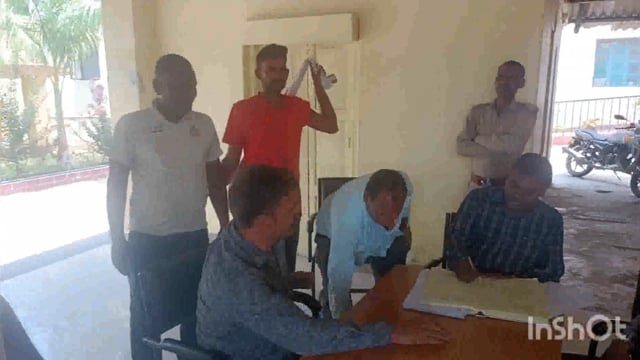सूरजगढ़ा-आदर्श थाना सूरजगढ़ा में जमीनी विवाद से संबंधित  1 मामले आए और उसका निष्पादन कर दिया गया