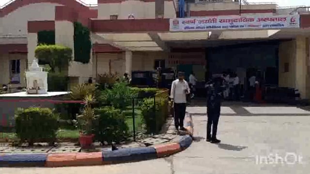 यमुना एक्सप्रेस वे के सर्विस रोड पर मिला अज्ञात युवक का शव मांट थाना पुलिस ने शिनाख्त के लिए मोर्चरी में रखवाया