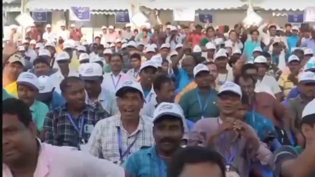 কর্মীদের এক থাকার বার্তা দিলেন মুখ্যমন্ত্রী।