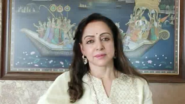 नए संसद भवन के उद्घाटन को लेकर मथुरा की सांसद हेमा मालिनी दी अपनी प्रतिक्रिया