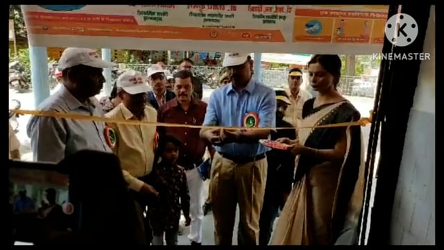 जिला महिला अस्पताल में जिला अधिकारी ने बच्चों को पोलियो ड्रॉप पिलाकर बूथ का किया उद्घाटन